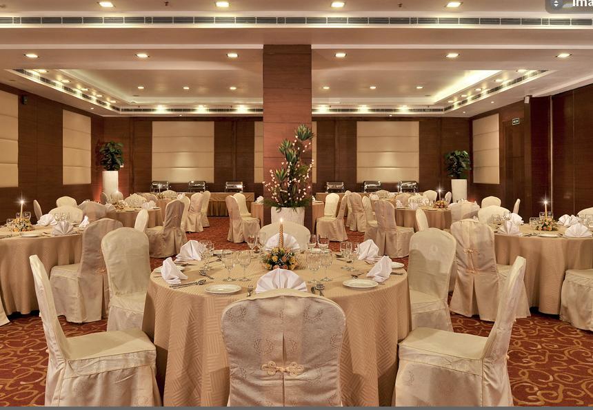 Hotel Haut Monde Gurgaon Bagian luar foto